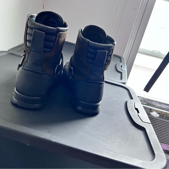 2 pair of boots Bundle Season Sale🥾 - Picture 7 of 11